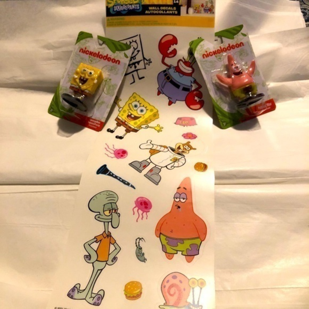 SpongeBob SquarePants decal and‎ micro figurines